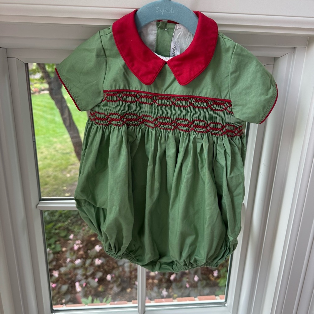 Dondolo Red and Green Smocked Unisex Romper Bubble